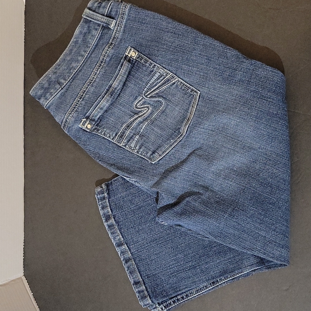WHBM Short "Pedal Pusher" Jeans